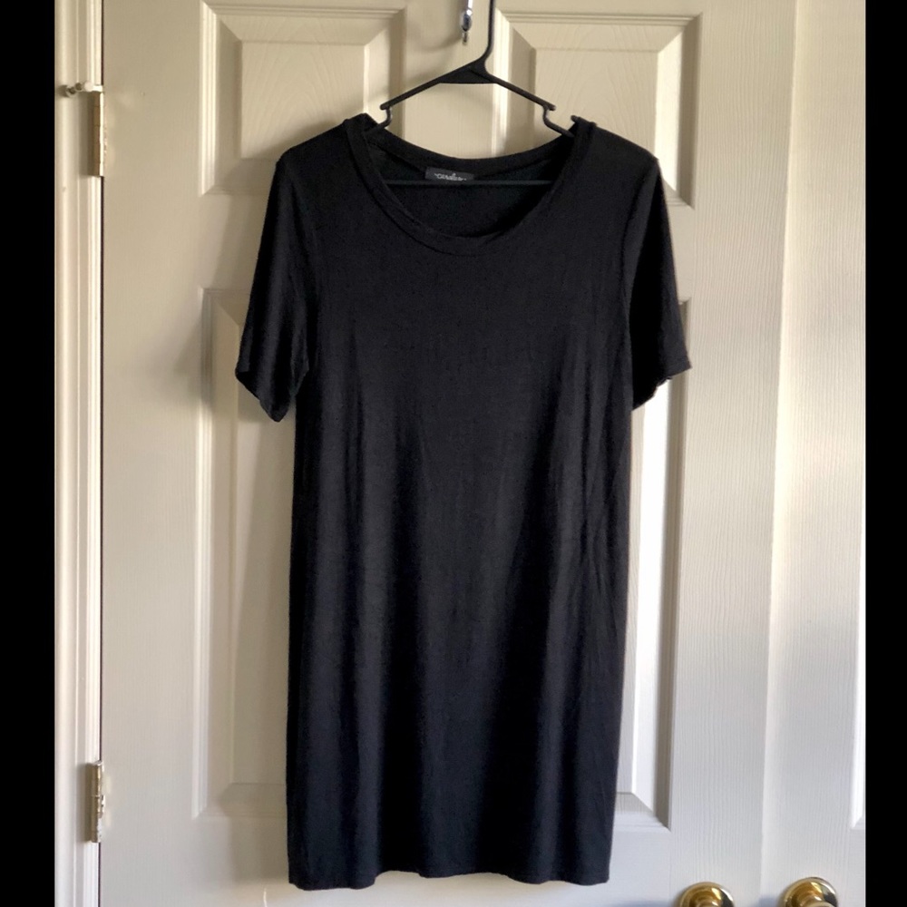 NWOT  (Boutique) Caralase Black T-Shirt Dress